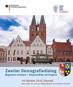 Titelseite der Broschüre zum zweiten Demografiedialog Regionen stärken – Disparitäten verringern